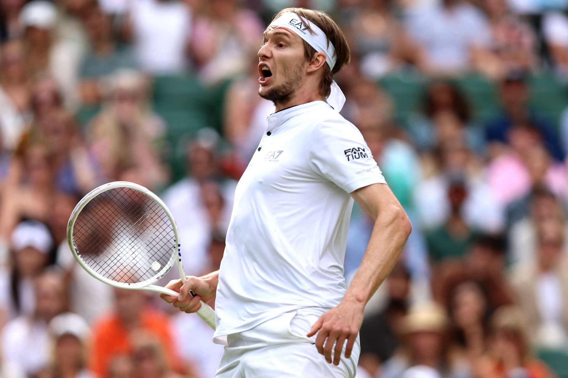 Alexander Bublik has not lost a match on grass in the lead-up to Wimbledon this year. (Source: Getty)